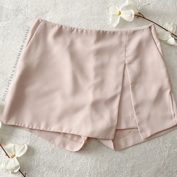 Express Light Pink Skort - Picture 5 of 16
